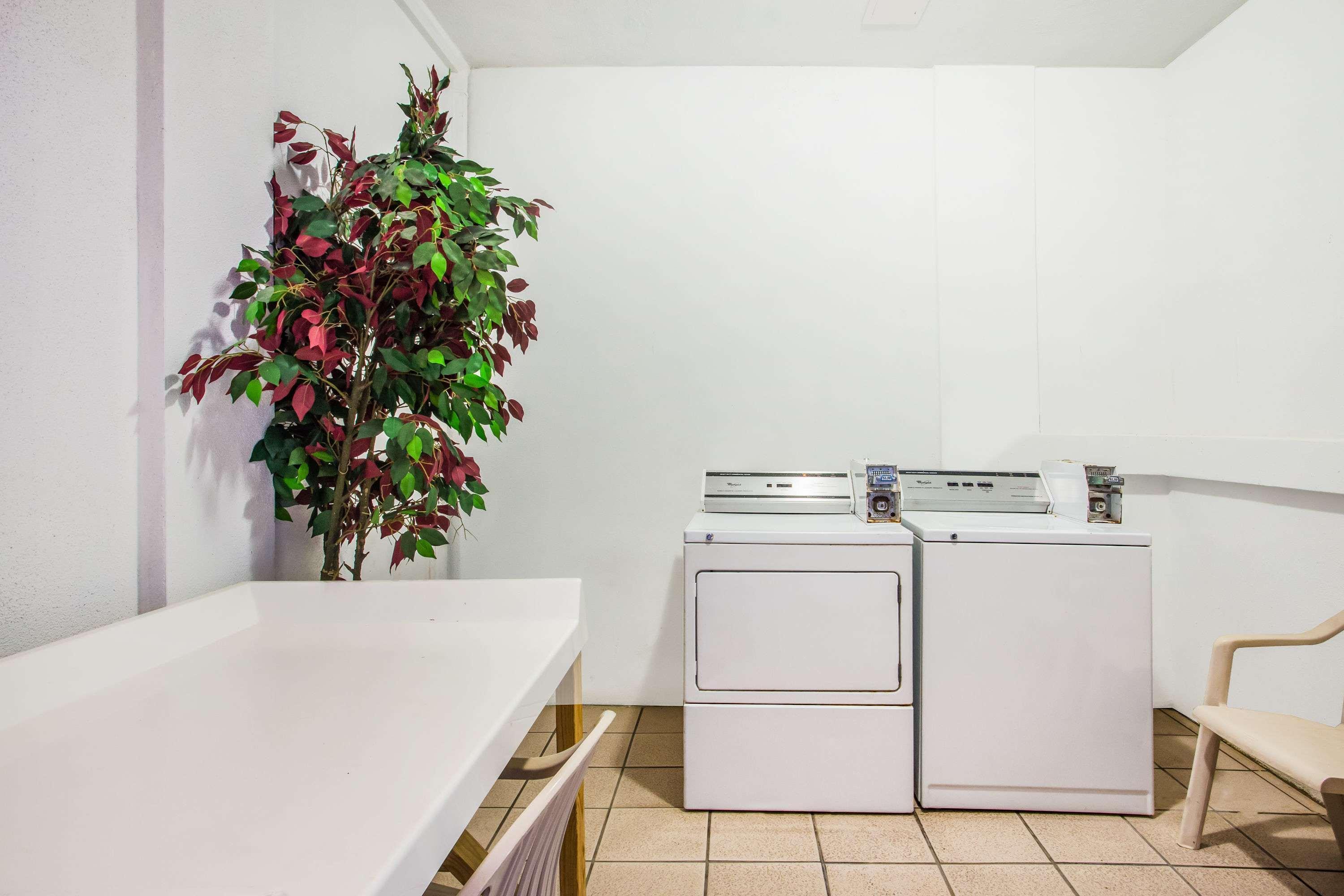 Arya Blu Inn And Suites Ormond Beach Buitenkant foto